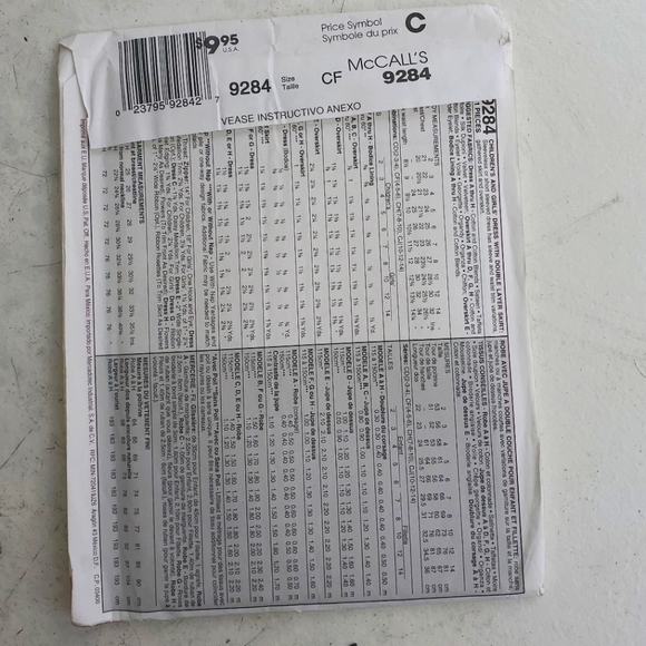 Girls dress pattern - Picture 2 of 2